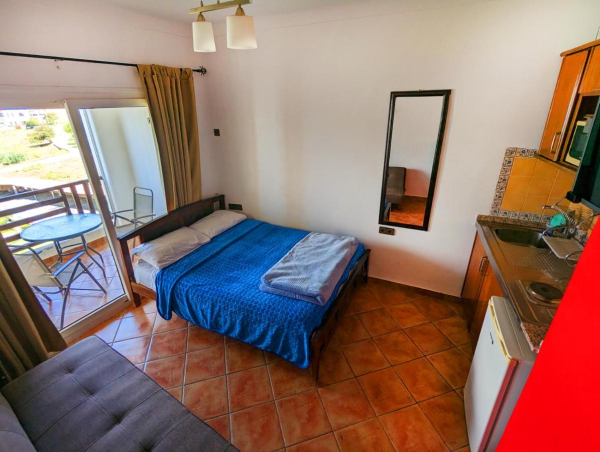 Mirador Golf Appart-Hotel Cabo Negro Exterior photo